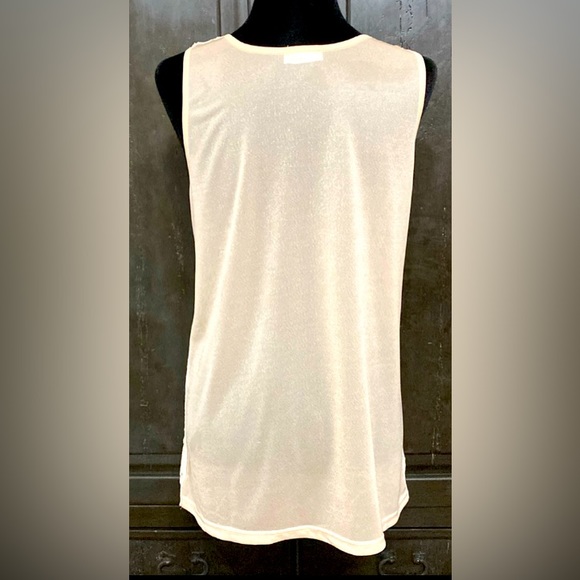 K Dream cream crochet tank top - Size Small - Picture 3 of 10